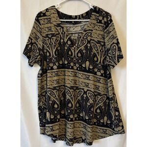 A Jesdani Top Women's 3X Blue Paisley Print Henley Style Tunic Short‎ Sleeves